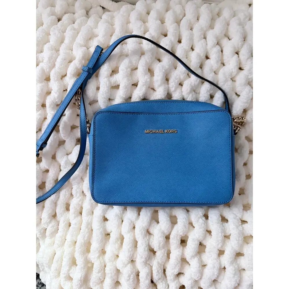 Michael Kors Jet Set Bright Blue Saffiano Leather Gold Tone Crossbody Bag Purse